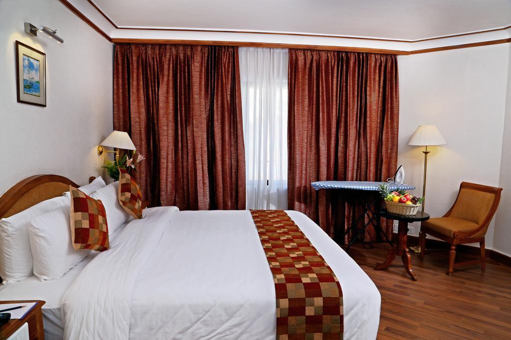 Hotel Gokulam Park Kochi Pokój zdjęcie