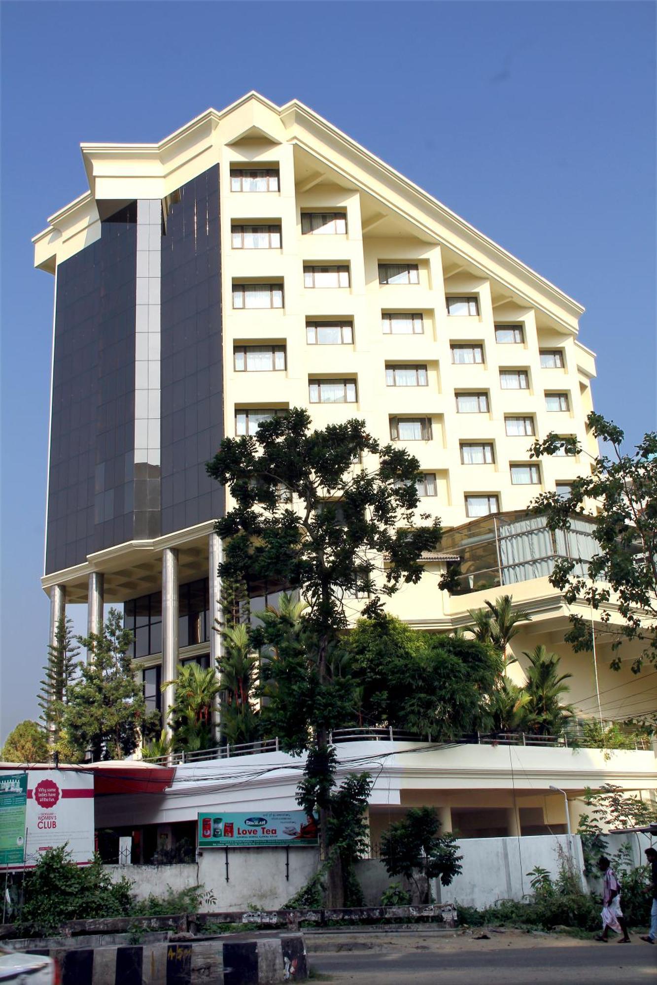 Hotel Gokulam Park Kochi Zewnętrze zdjęcie