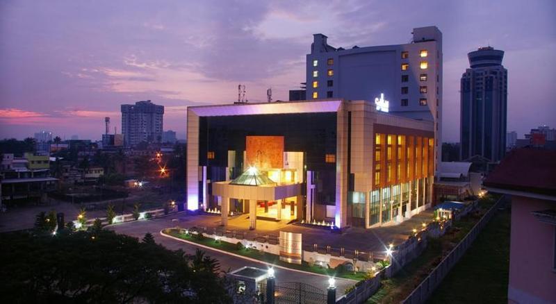 Hotel Gokulam Park Kochi Zewnętrze zdjęcie